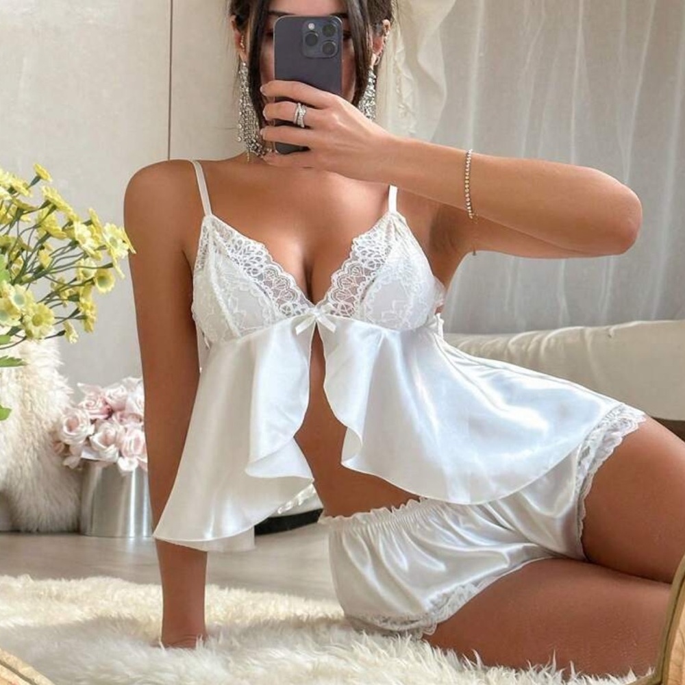 Elegant White Lace Sleepwear Set